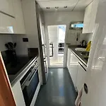 Bateau-hôtel Yacht 20metros *