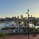 Yacht 20metros Bateau-hôtel *