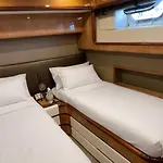 Yacht 20metros