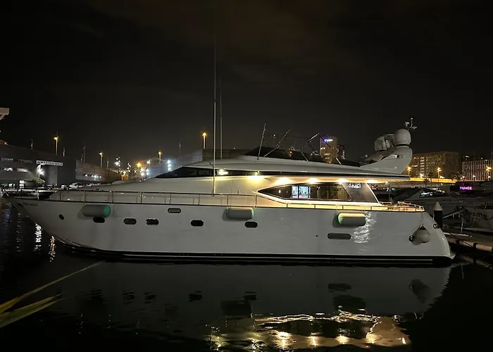 Yacht 20metros Botel *