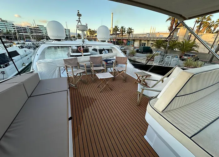 Yacht 20metros Botel